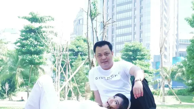 Potret Agung Nugraha yang Selalu Dampingi Kiki Amalia Mulai dari Hamil sampai Lahiran