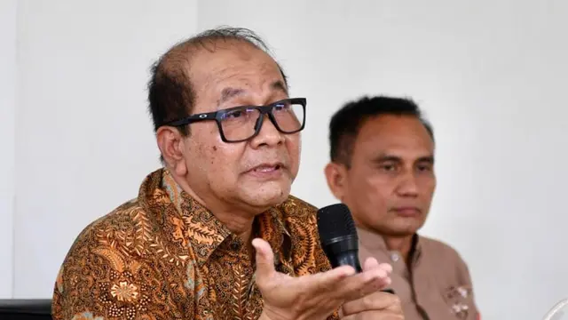 Sekretaris Kementerian Koperasi dan UKM (SesKemenKopUKM) Arif Rahman Hakim