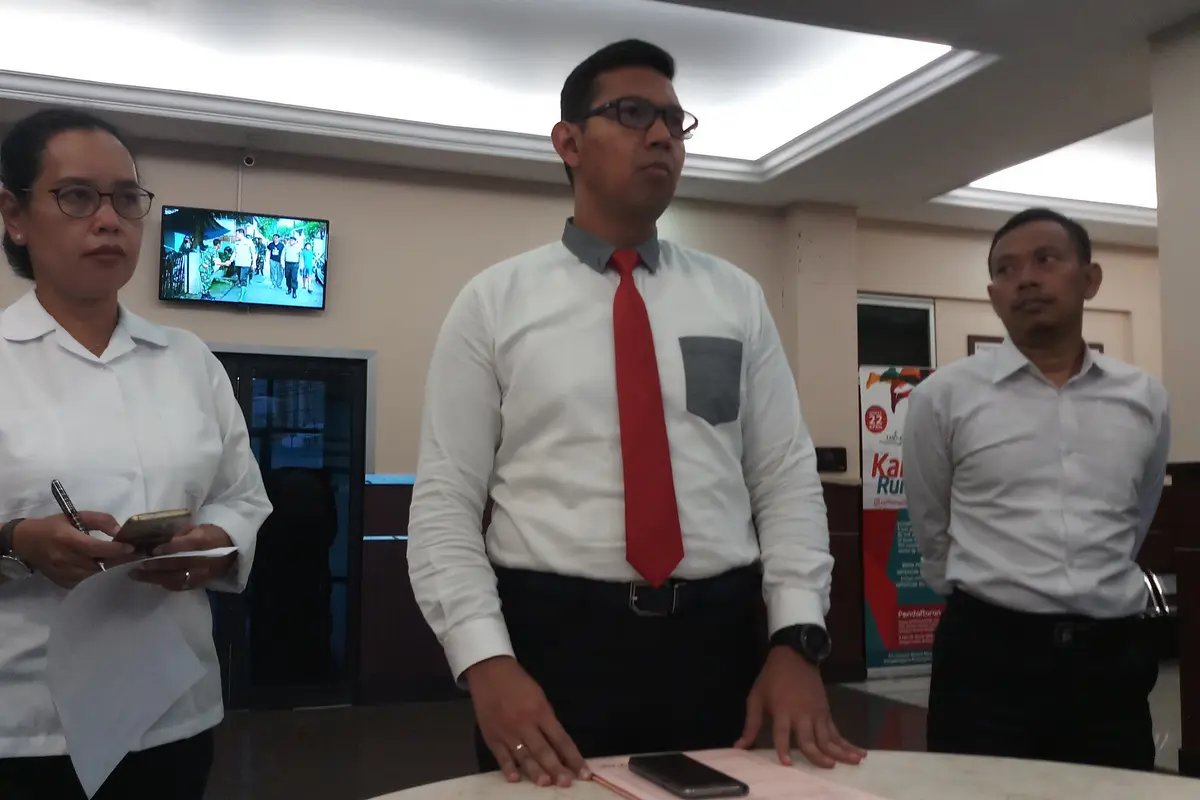 Kasat Reskrim Polres Metro Jakarta Selatan, Ajun Komisaris Besar Bismo Teguh Prakoso, menjelaskan kasus pelecehan anak