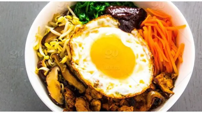 Travel / Copyright : twenty20.c0m