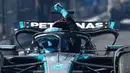 Pebalap F1 dari tim Mercedes, George Russell, harus menelan pil pahit setelah didiskualifikasi dari GP Belgia 2024 lantaran bobot mobilnya kurang dari batas minimum. (AFP/Simon Wohlfahrt)