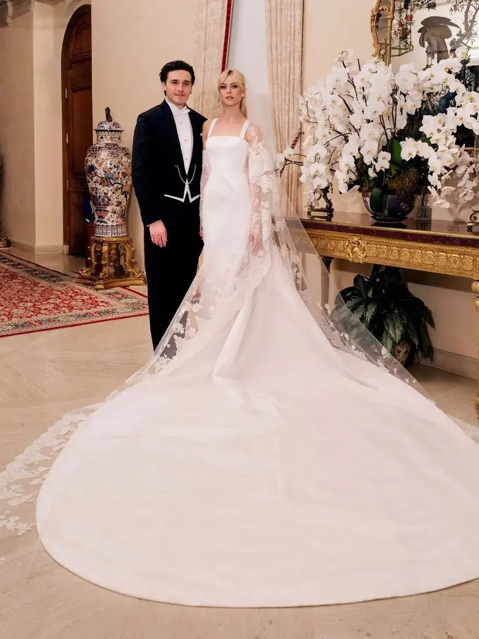 Serba Mewah, Brooklyn Beckham dan Nicola Peltz Gelar Pesta Pernikahan Senilai Rp56 Miliar