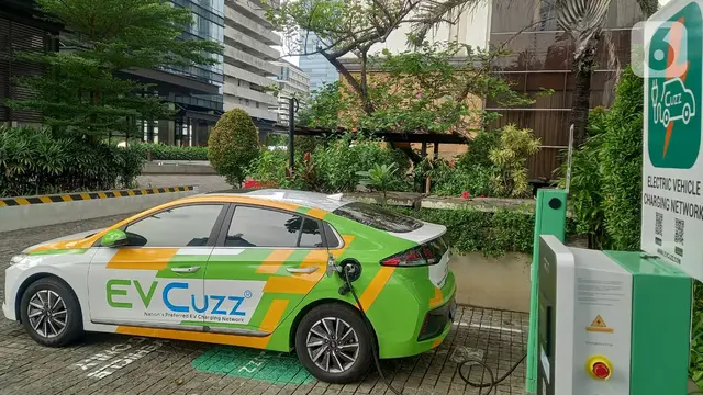 Optimis Pasar Mobil Listrik Tumbuh, EVCuzz Tambah SPKLU