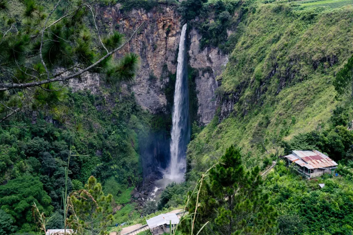 Air Terjun Sipiso-Piso Medan, Sumatera Utara