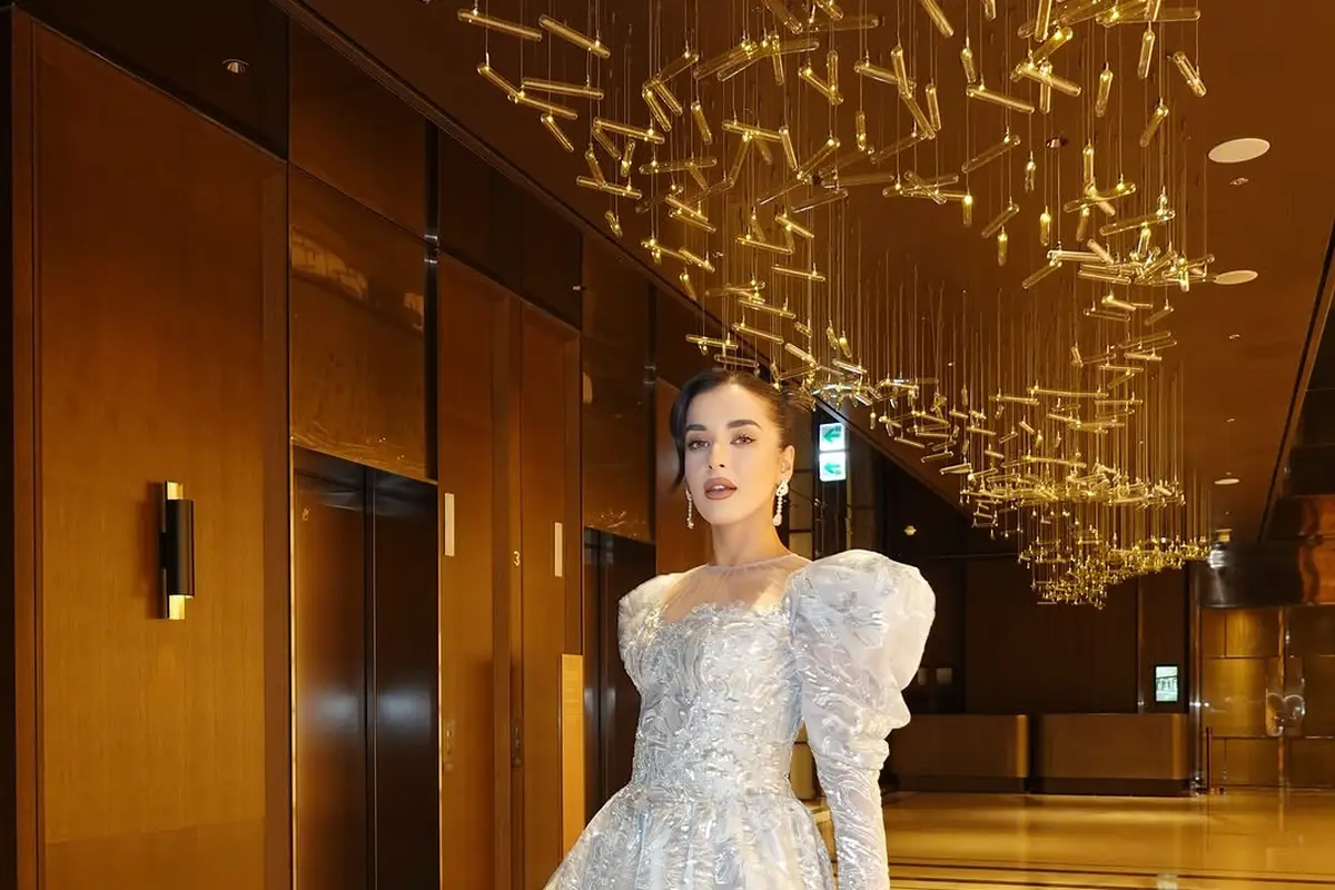 Potret Tasya Farasya bak Princess dalam Balutan Gaun Icy Blue Berkilau