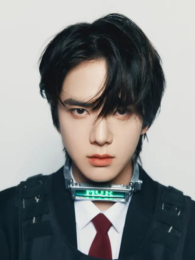 Younghoon The Boyz. (IST Entertainment via Soompi)