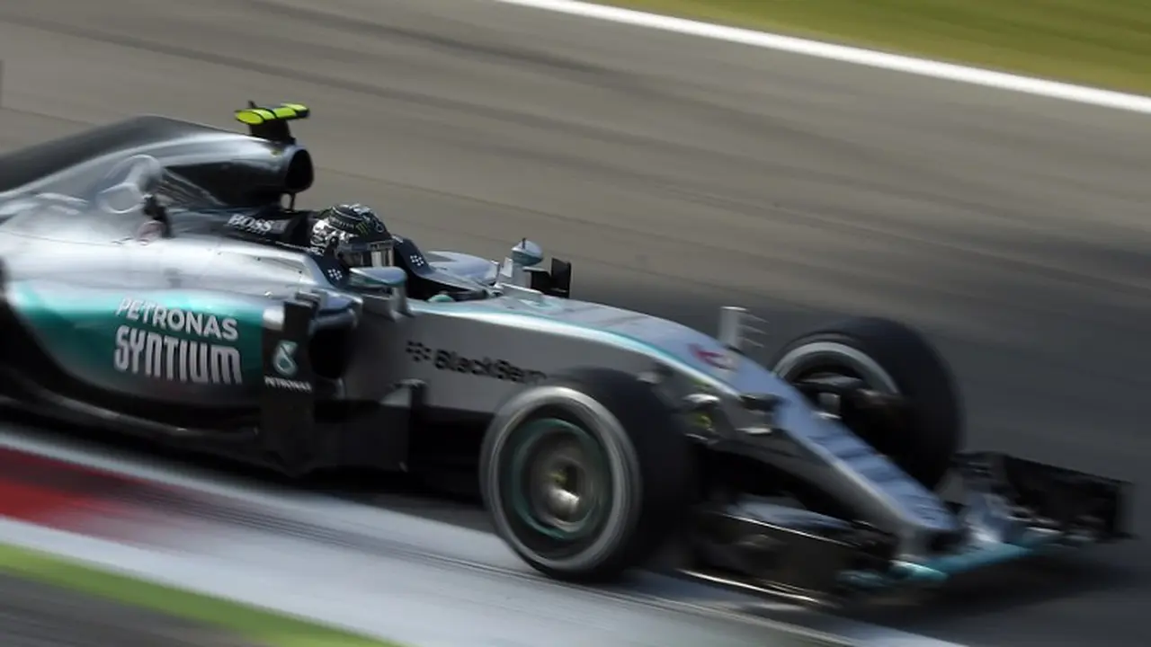 Lewis Hamilton (AFP Photo/Olivier Morin)