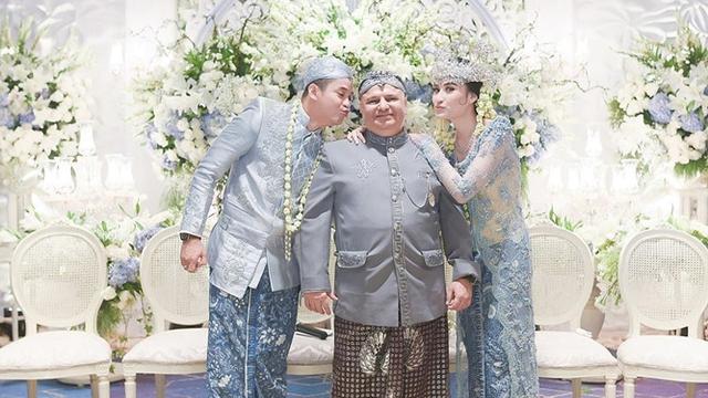 Jarang Tersorot, Ini 6 Momen Angbeen Rishi Bareng Ayahnya yang Berdarah India