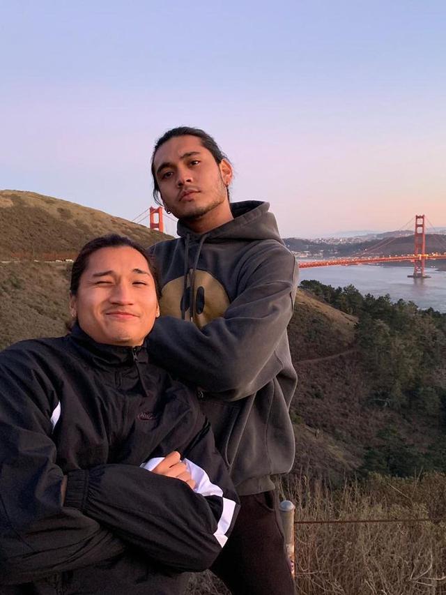 8 Potret Kompak Giorgino Abraham dan Sang Adik Lorenzo, Sibling Goals