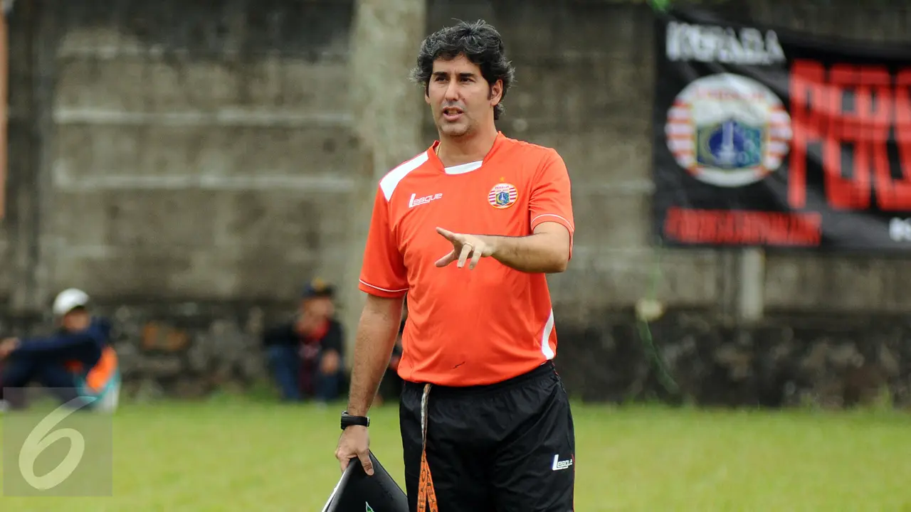 Stefano-Cugurra-Teco