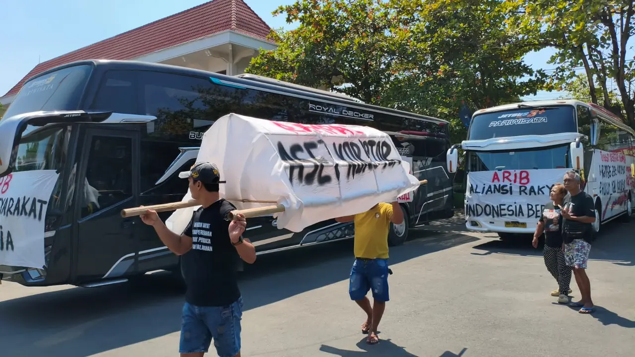 AMPB Siapkan Empat Bus untuk Demo ke Jakarta, Bawa Keranda Simbol Tuntutan Rampas Aset Koruptor