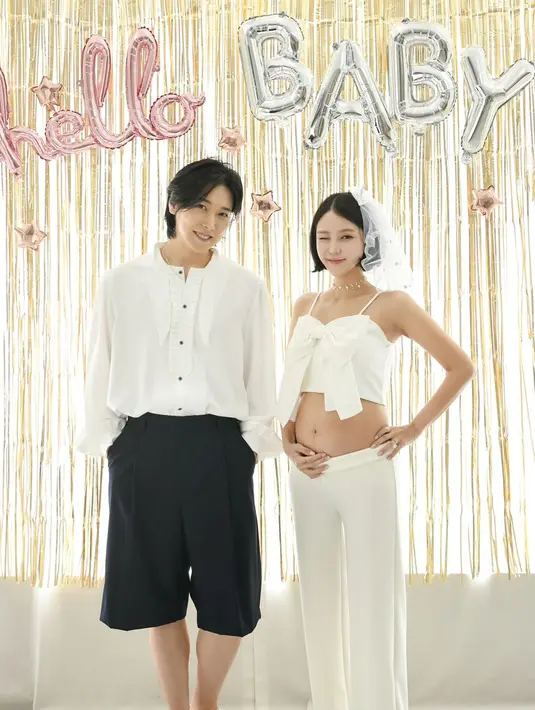 Sungmin Super Junior dan istrinya tengah menanti kelahiran anak pertama mereka setelah 10 tahun menikah. [Foto: Instagram/shantokki32]