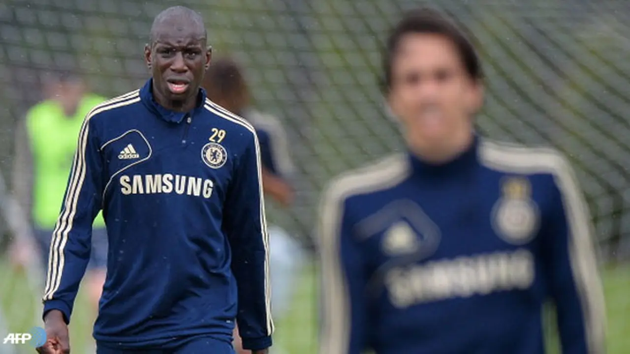 demba-ba-130726b.jpg