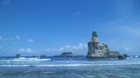 Pantai Buyutan, Pantai Eksotik Tersembunyi di Pacitan