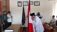 Napiter Arif Murtopo, berikrar setia kepada Negara Kesatuan Republik Indonesia (NKRI). (Dian Kurniawan/Liputan6.com)