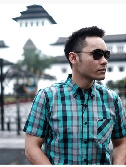 Ben Kasyafani mengaku telah memiliki temen deket. Tapi ia masih enggan untuk mengenalkan pada media. (via Instagram)