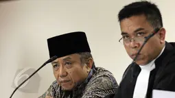 Waryono Karno saat menghadiri sidang lanjutan dengan agenda mendengarkan kesaksian Mantan Kepala Pusat Data dan Informasi (Pusdatim) Kementerian ESDM, Ego Syahrial di Pengadilan TipIkor, Jakarta, Rabu (3/6/2015). (Liputan6.com/Helmi Afandi)