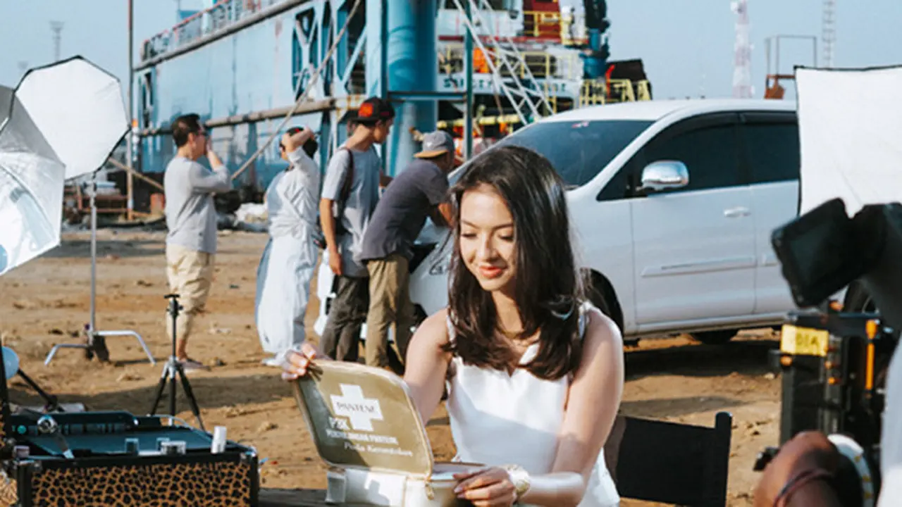 Inilah Rahasia Raline Shah Melawan Polusi di Tanjung Priok