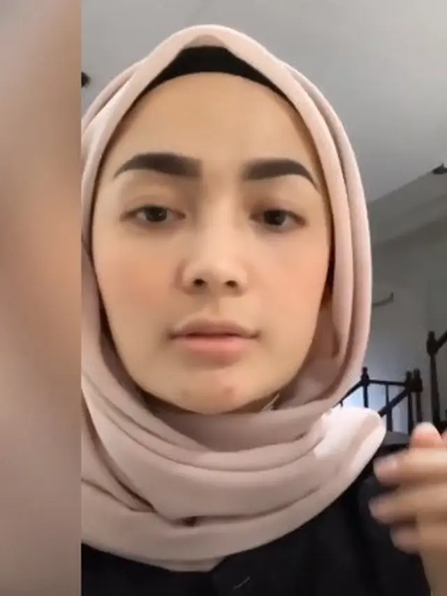 Bikin Pangling, Ini 5 potret Imel Putri Cahyati Tanpa Makeup