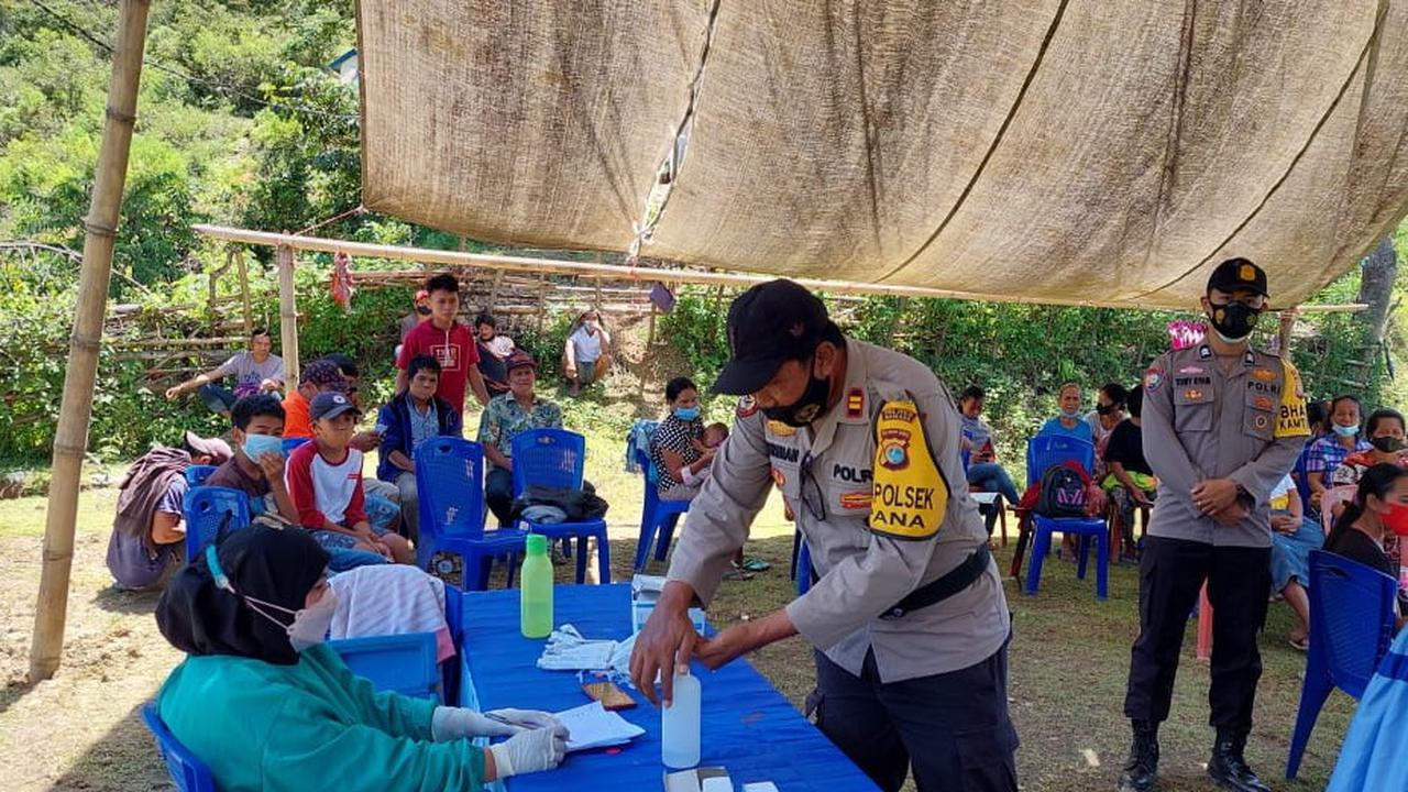 Vaksinasi Covdi-19 di Mamasa