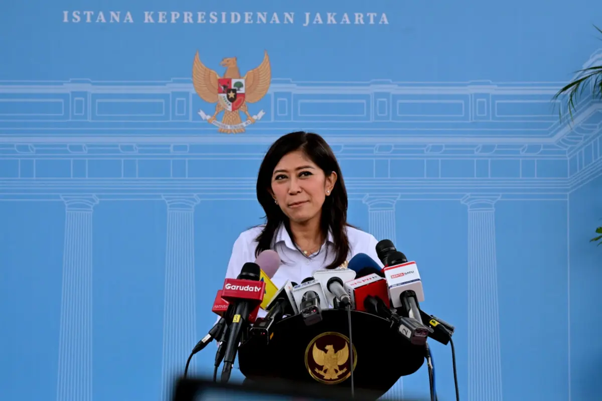 Menteri Komunikasi dan Digital (Menkomdigi), Meutya Hafid usai bertemu Presiden Prabowo Subianto di Istana Merdeka, Jakarta.
