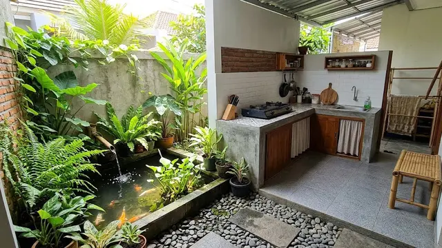 9 Inspirasi Dapur Belakang Rumah yang Menyatu dengan Alam, Nyaman untuk Memasak