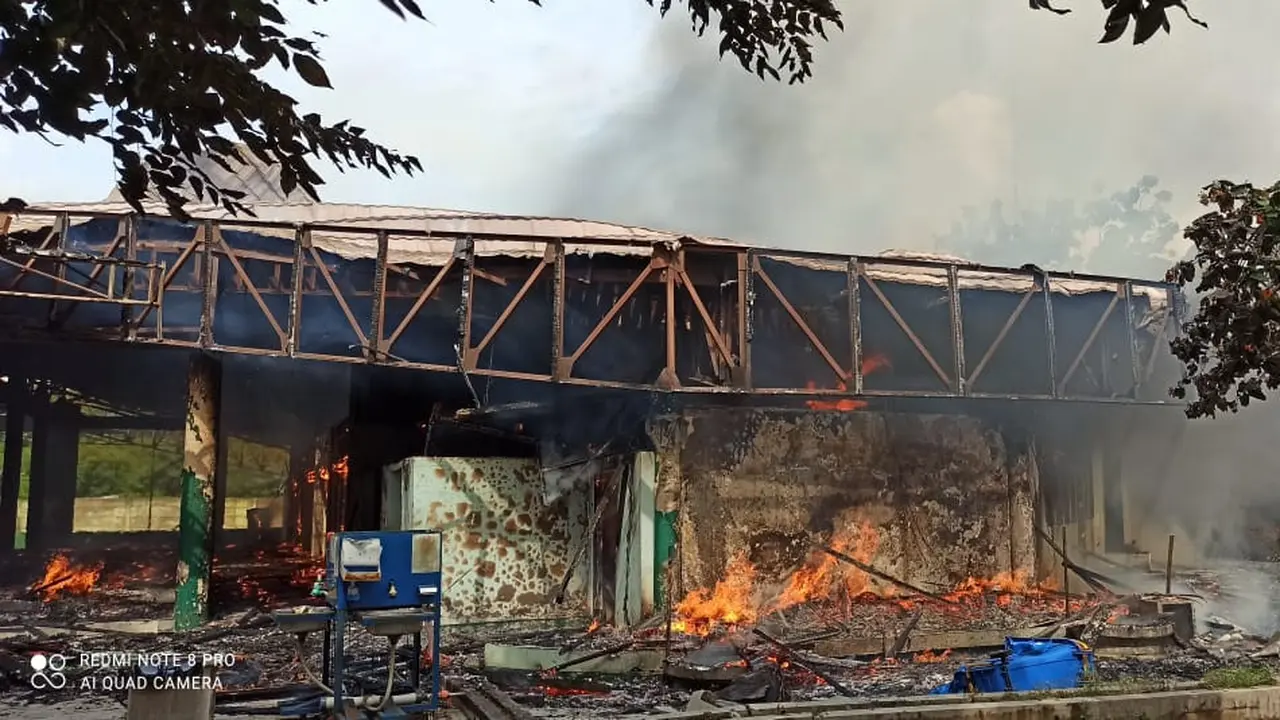 Kebakaran Masjid JIEP Jayakarta, Cakung, Jakarta Timur