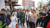 Kapolri Jenderal Polisi, Listyo Sigit Prabowo saat memantau kesiapan jajarannya melakukan pengamanan libur Natal dan Tahun Baru 2024. (Dok: Humas Polri)