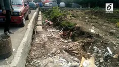 Penemuan ribuan KTP di dalam karung membuat geger warga Jakarta Timur. Ternyata salah satu pemilik KTP menjelaskan KTP yang ditemukan sudah kadaluarsa.