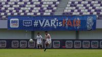 Salah seorang pemain sedang bertanding di Liga Kompas U-14 yang didukung BRI. (Foto: Istimewa)