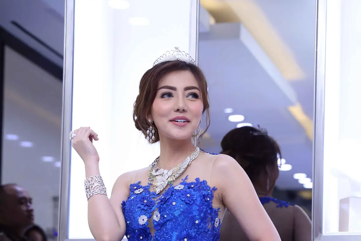 [Bintang] Bella Shofie