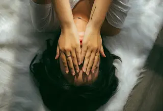 Silent treatment bisa berdampak pada kesehatan emosional (copyright Unsplash/Anthony Tran)
