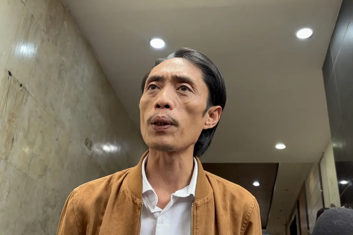 Kader Partai Solidaritas Indonesia (PSI) Dian Sandi Utama rampung menjalani pemeriksaan di Polda Metro Jaya pada Senin (19/5/20. Dia diperiksa terkait kasus ijazah Jokowi.