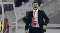 Pelatih Timnas Indonesia, Simon McMenemy, saat melawan Malaysia pada laga kualifikasi Piala Dunia 2022 di SUGBK, Jakarta, Kamis (5/9). Indonesia takluk 2-3 dari Malaysia. (Bola.com/M Iqbal Ichsan)