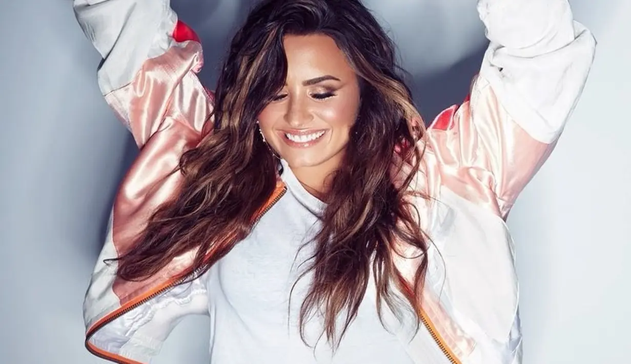 Demi yang sehat adalah sesuatu yang sangat diinginkan oleh Wilmer saat ini. (instagram/ddlovato)