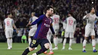 Bintang Barcelona, Lionel Messi, melakukan selebrasi usai mencetak gol ke gawang Liverpool, Kamis (2/5/2019) dini hari WIB. Barcelona menang 3-0 di Estadio Camp Nou.  (AFP / Javier Soriano)