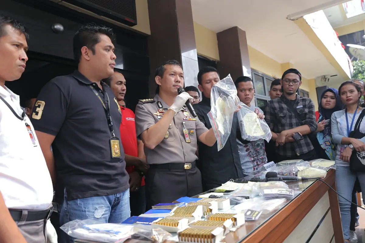 [Bintang] Aa Gatot Brajamusti