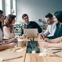 Ilustrasi Kerja/https://www.shutterstock.com/G-Stocks Studio