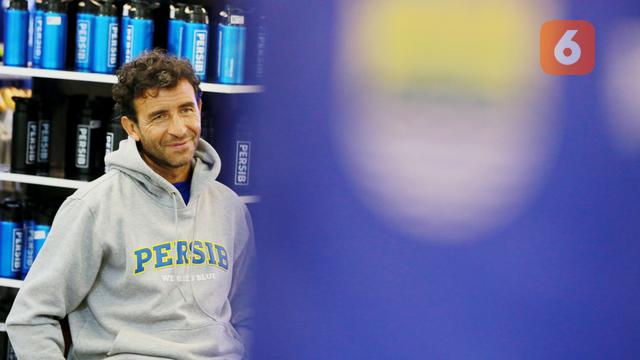 Foto: Potret Luis Milla Sang Nahkoda Baru Persib Bandung, Siap Kembalikan Kejayaan