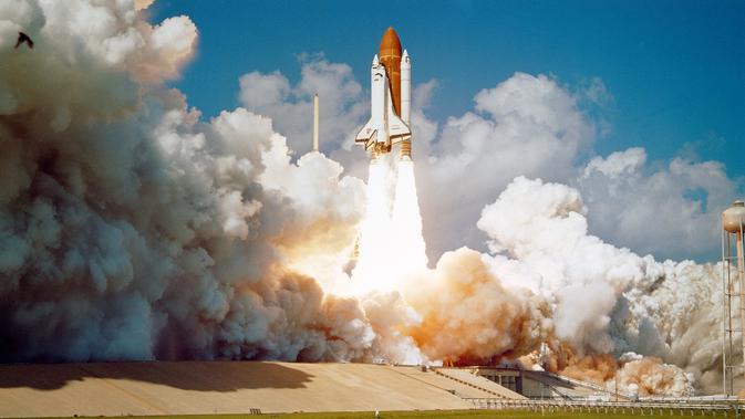 Ilustrasi pesawat ruang angkasa. Kredit: skeeze from Pixabay