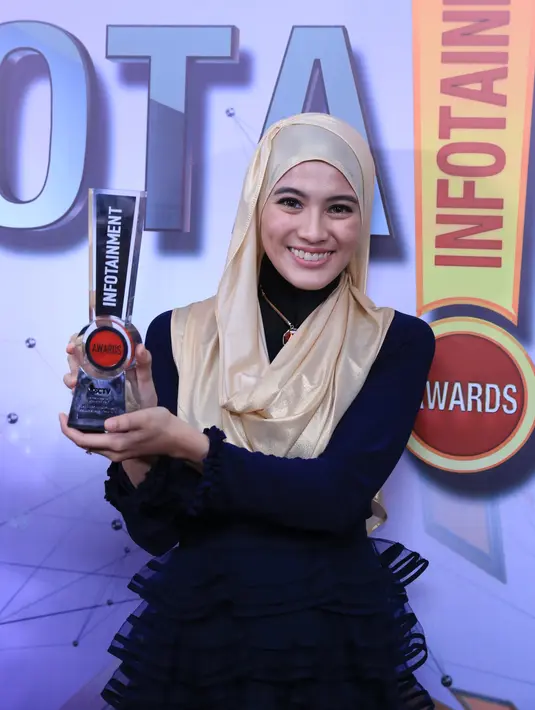 Tanpa sulam alis, Alyssa Soebandono sudah punya alis yang tebal dan menawan. (Adrian Putra/Bintang.com)