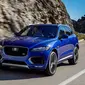 Jaguar F-Pace 2,0 liter bensin (Foto: PistonHeads).