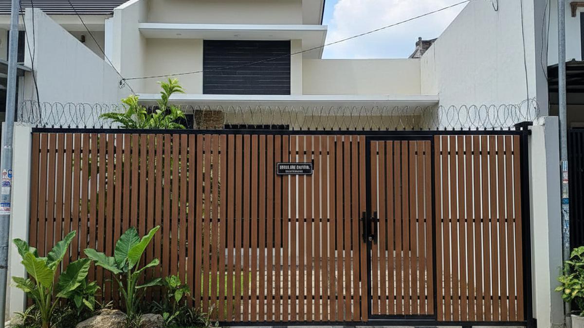 9 Model Pagar Vertical Slat Super Rapat Full Privasi dan Anti Maling, Hunian Modern