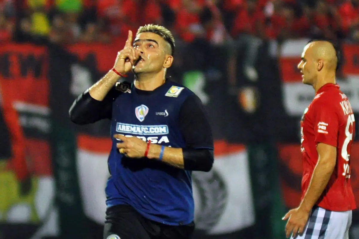 Cristian Gonzales
