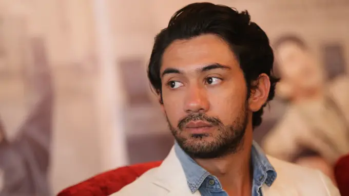 [Bintang] Reza Rahadian 