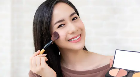 Cara Makeup Praktis untuk Pemula dan Si Super Sibuk