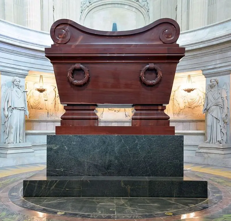 Makam Napoleon Bonaparte di Les Invalides (Wikipedia/CC BY-SA 4.0)