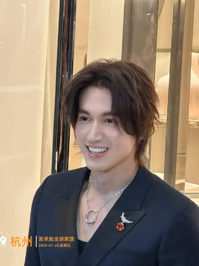 8 Potret Terbaru Jerry Yan 'Meteor Garden', Disebut Tak Menua di Usia 47 Tahun