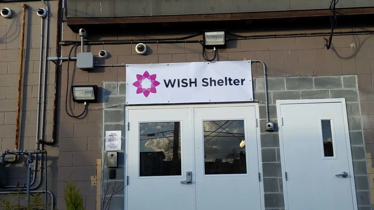 Shelter khusus PSK di Vancouver