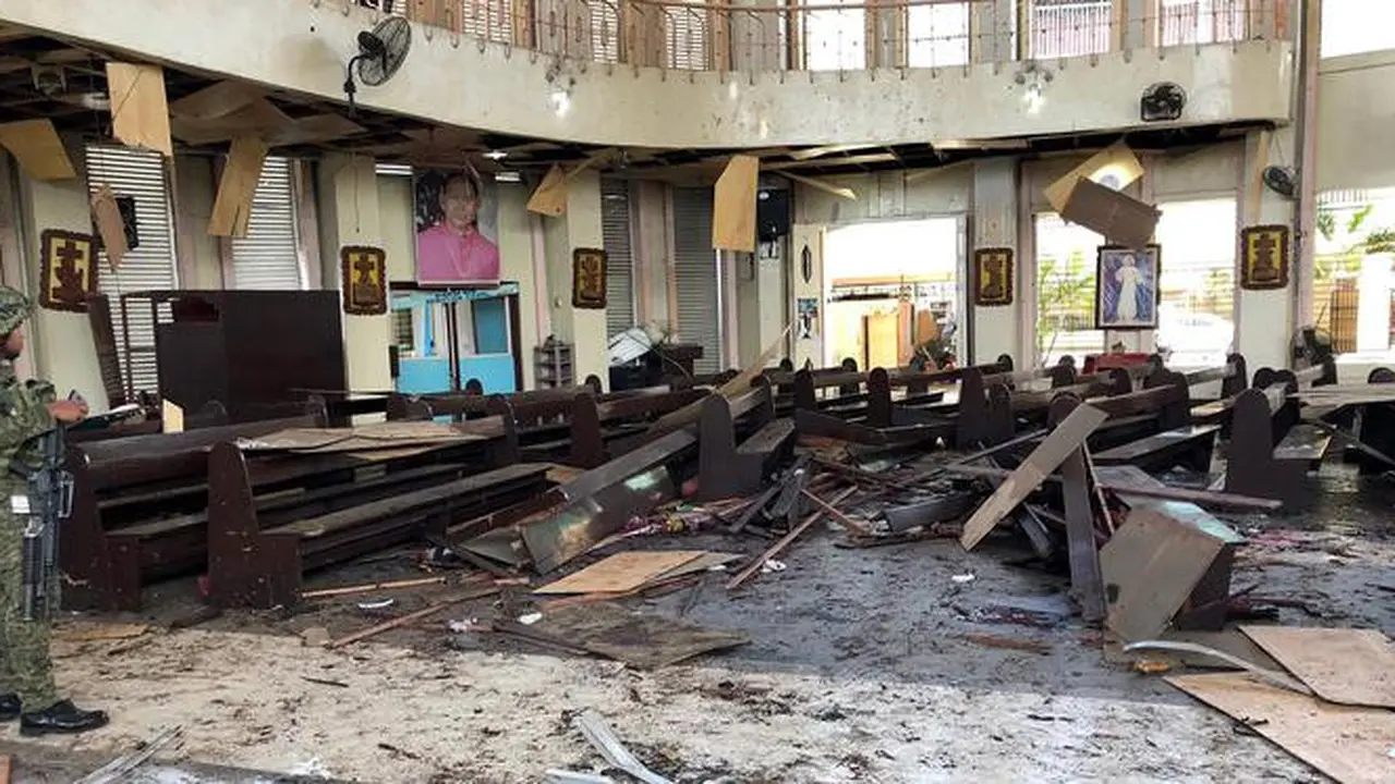 Dua Bom Meledak di Gereja Filipina Selatan saat Misa Minggu